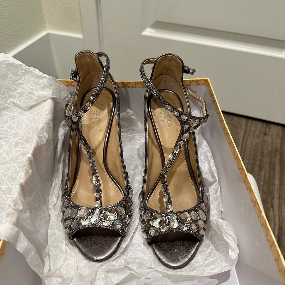 Jewel Badgley Mischka, Pewter Jeweled Heels, Worn Onc… Gem
